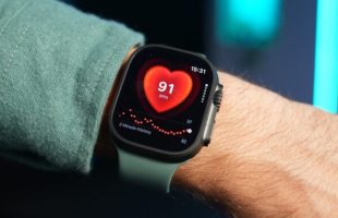 Apple Watch Ultra 4. // Source : Numerama