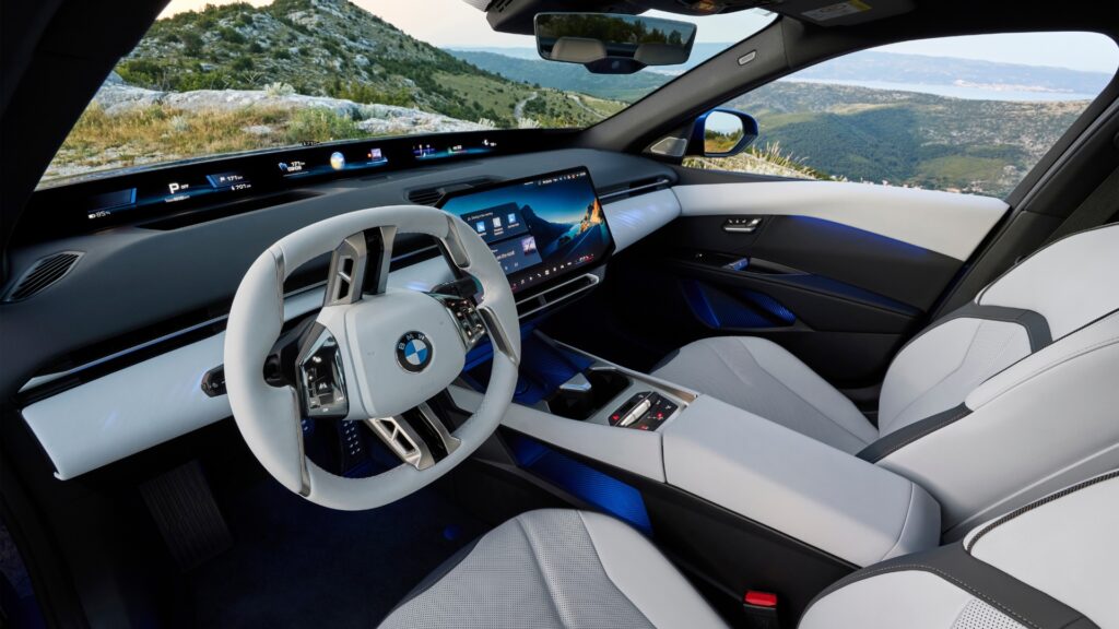 L'intérieur de la nouvelle BMW i3. // Source : BMW L'intérieur de la nouvelle BMW i3. // Source : BMW