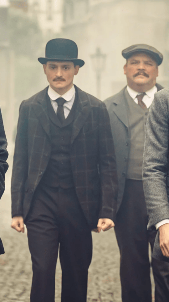 Paris Police 1910 // Source : Canal+