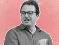 Anthropic appelle à ralentir la course à l’IA… mais envisagerait déjà sa riposte à OpenAI // Source : Numerama / TechCrunch sur Wikimedia Commons / OpenAI