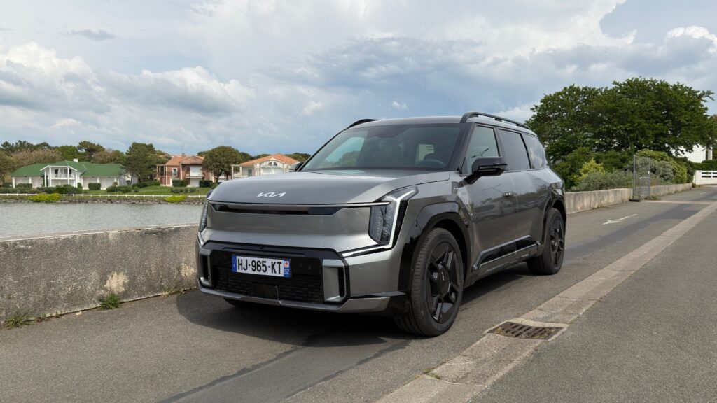 Le Kia EV9. // Source : Robin San Vicente pour Numerama Le Kia EV9. // Source : Robin San Vicente pour Numerama