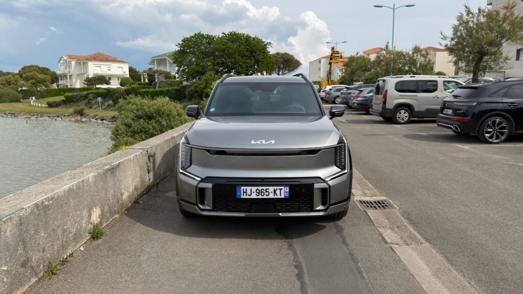 Le Kia EV9. // Source : Robin San Vicente pour Numerama Le Kia EV9. // Source : Robin San Vicente pour Numerama