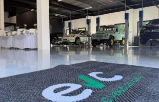EV Clinic a ouvert un atelier en France. // Source : EV Clinic via Facebook EV Clinic a ouvert un atelier en France. // Source : EV Clinic via Facebook