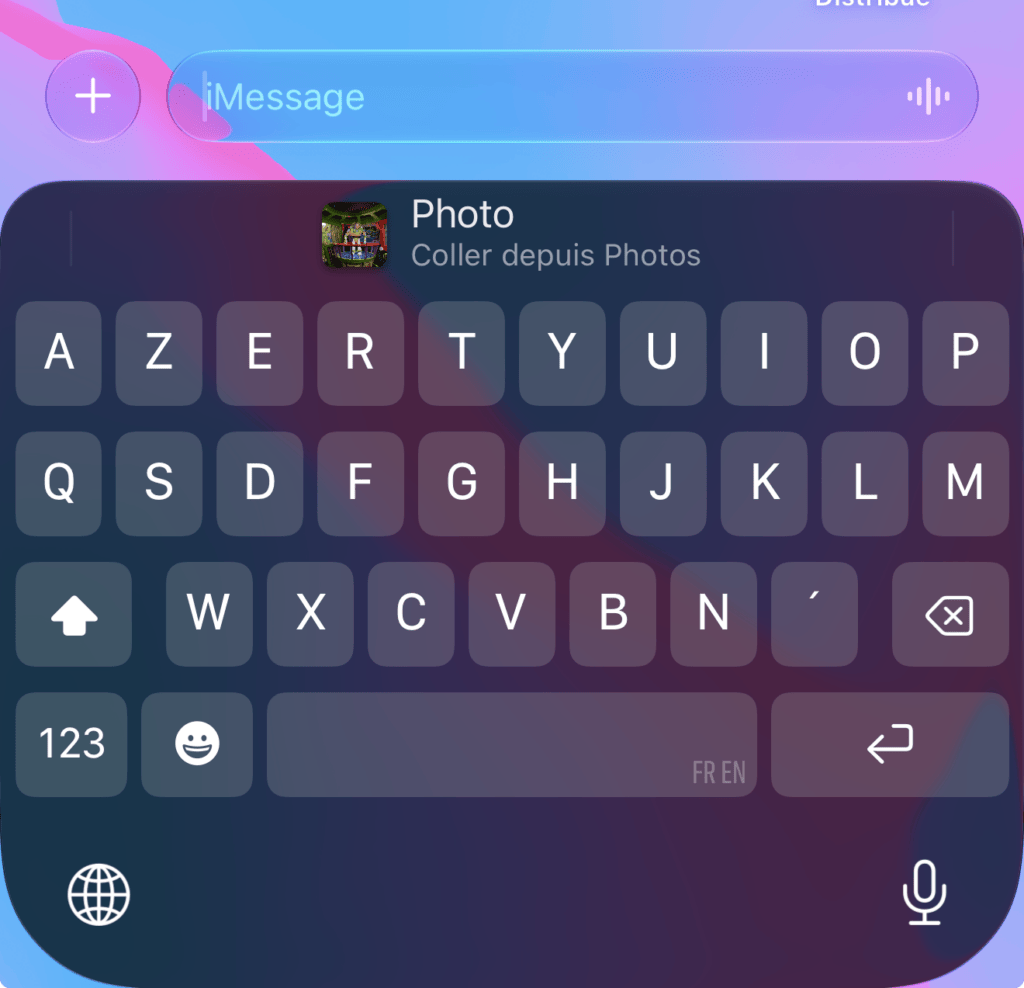 Le copier-coller d'une photo dans le clavier.