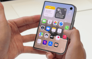 L'interface iOS est délocalisée à droite, avec le dock et la barre de statut au niveau du pouce. Les bordures sont aussi asymétriques. // Source : Numerama L'interface iOS est délocalisée à droite, avec le dock et la barre de statut au niveau du pouce. Les bordures sont aussi asymétriques. // Source : Numerama