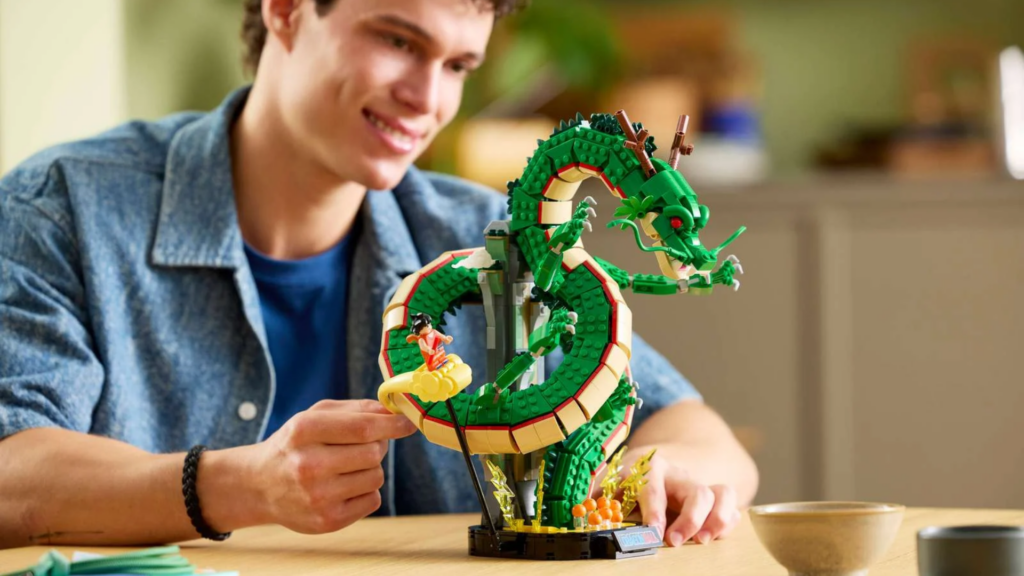 Lego Dragon Ball Shenron & Goku // Source : Lego Lego Dragon Ball Shenron & Goku // Source : Lego