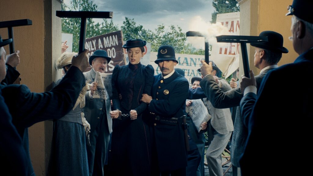 Monster: The Lizzie Borden Story. Ella Beatty as Lizzie Borden in episode 407 of Monster: The Lizzie Borden Story. Cr. Courtesy of Netflix © 2026 Monster: The Lizzie Borden Story. Ella Beatty as Lizzie Borden in episode 407 of Monster: The Lizzie Borden Story. Cr. Courtesy of Netflix © 2026