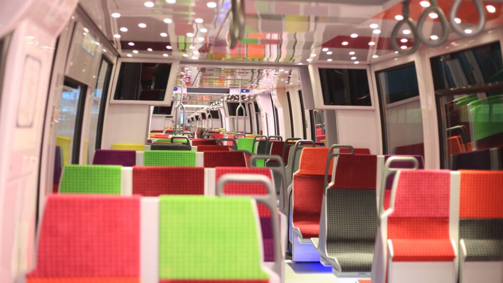 Intérieur d'un train francilien. // Source : IDF Mobilités, Brice Perrin (image recadrée) Intérieur d'un train francilien. // Source : IDF Mobilités, Brice Perrin (image recadrée)