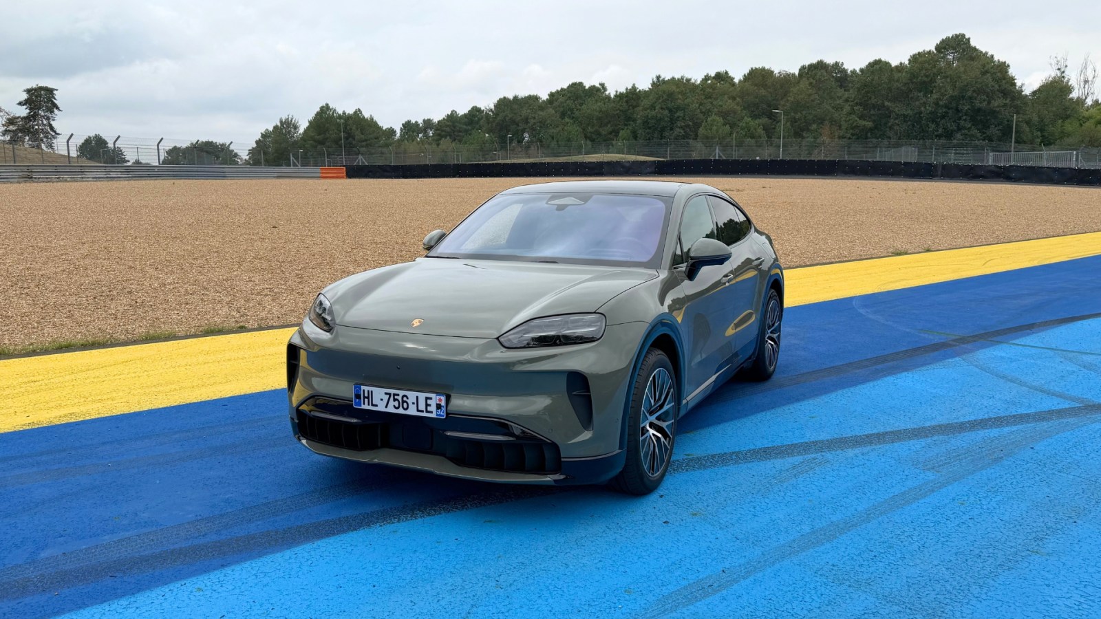 J’ai essayé la voiture électrique parfaite, j’ai nommé le Porsche Cayenne Electric