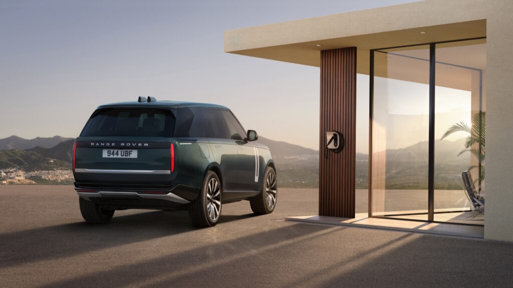 Le Range Rover Electric. // Source : Range Rover Le Range Rover Electric. // Source : Range Rover