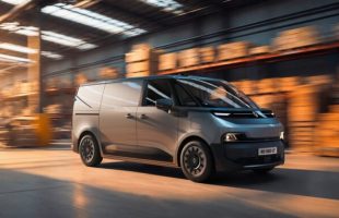 Le Renault Trafic Van E-Tech // Source : Renault