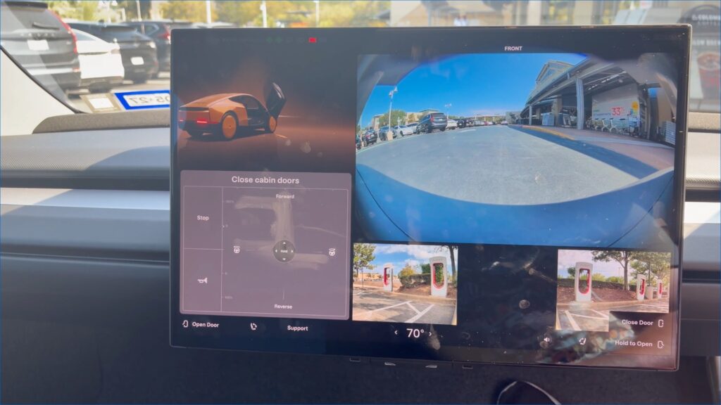Un bug dans un Tesla Cybercab montre les contrôles tactiles permettant de conduire soi-même le véhicule. // Source : Matthew Skrzypczak Un bug dans un Tesla Cybercab montre les contrôles tactiles permettant de conduire soi-même le véhicule. // Source : Matthew Skrzypczak