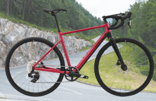 VAN RYSEL SRAM Apex AXS 1x12v, E-EDR AF // Source : Decathlon VAN RYSEL SRAM Apex AXS 1x12v, E-EDR AF // Source : Decathlon