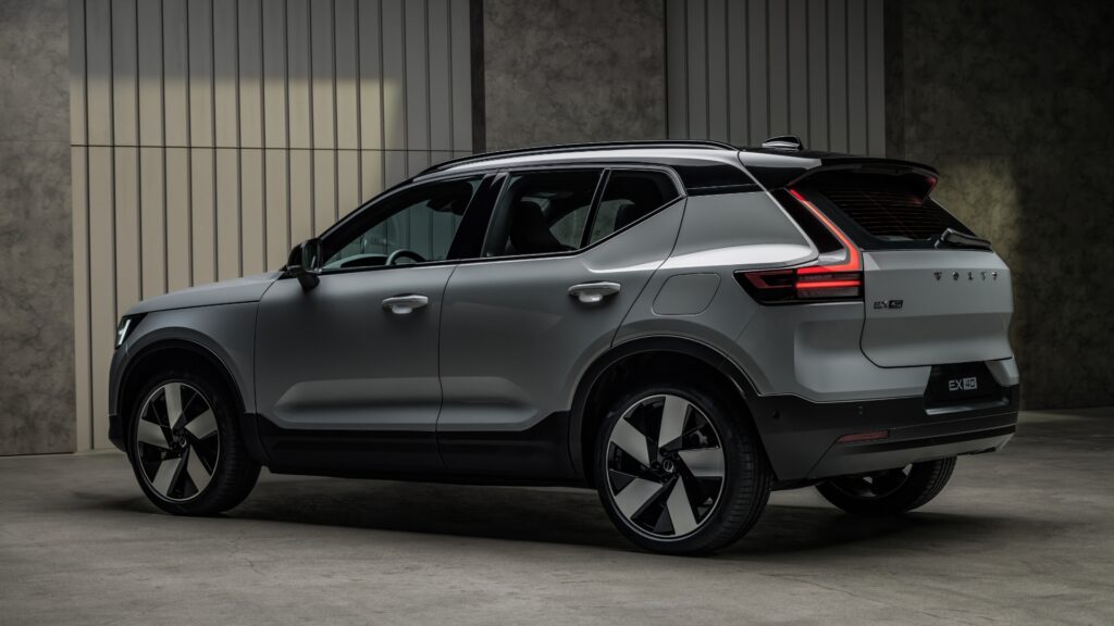 Les nouveaux Volvo EX40 et EC40. // Source : Volvo Les nouveaux Volvo EX40 et EC40. // Source : Volvo