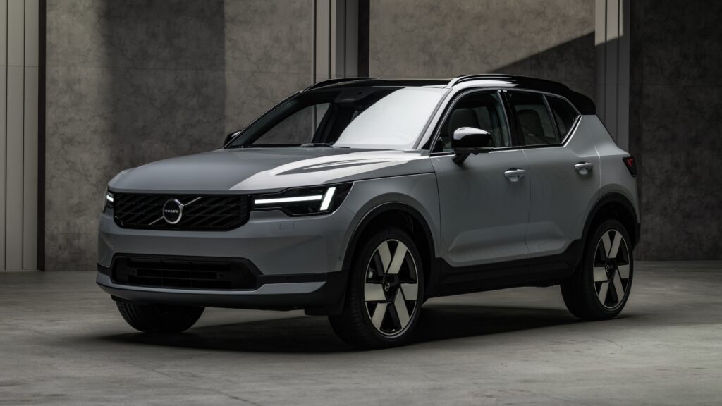 Les nouveaux Volvo EX40 et EC40. // Source : Volvo Les nouveaux Volvo EX40 et EC40. // Source : Volvo