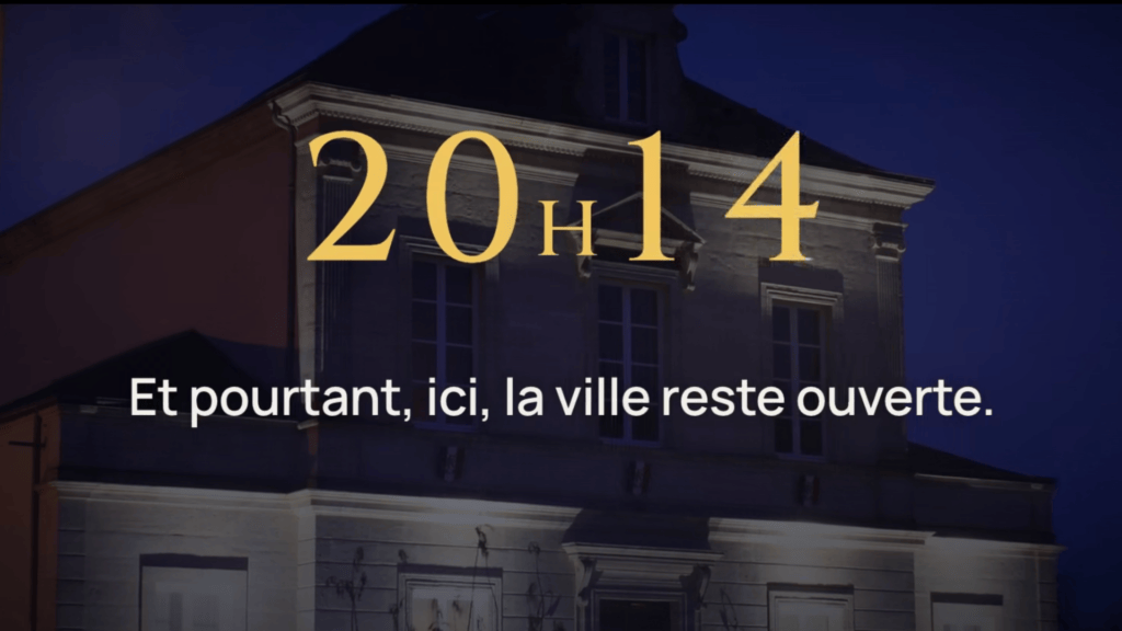 Marolles-les-Braults revendique le titre de « première mairie de France ouverte 24h/24 et 7j/7 ». // Source : Mairie de Marolles-les-Braults