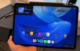 Amazon Alexa Tablet Pro. // Source : Numerama