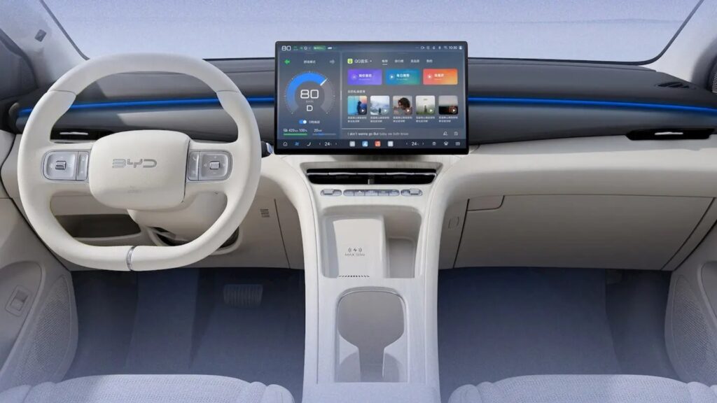 L'intérieur de la BYD Seagull en Chine (2026). // Source : BYD L'intérieur de la BYD Seagull en Chine (2026). // Source : BYD