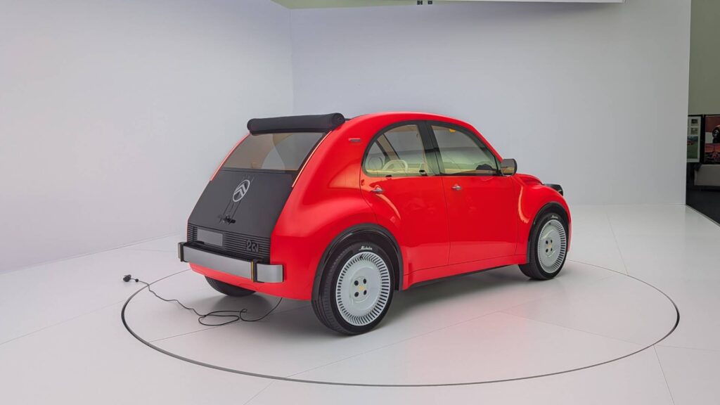 Concept Citroën 2 CV // Source : Raphaelle Baut pour Numerama Concept Citroën 2 CV // Source : Raphaelle Baut pour Numerama