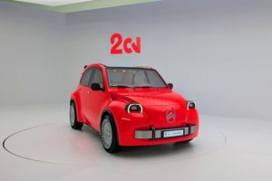 Concept Citroën 2 CV // Source : Raphaelle Baut pour Numerama Concept Citroën 2 CV // Source : Raphaelle Baut pour Numerama