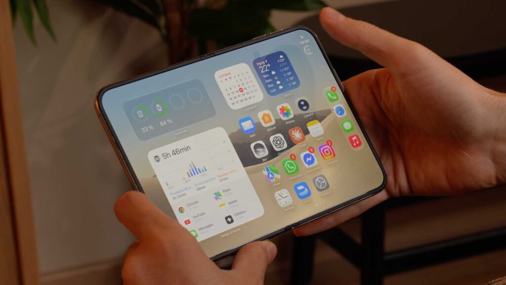 C'est difficile à voir en photo, mais l'effet papier de l'écran de l'iPhone Duo est exceptionnel. C'est difficile à voir en photo, mais l'effet papier de l'écran de l'iPhone Duo est exceptionnel.