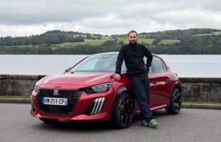 La Peugeot E-208 GTi à l'essai. // Source : Robin San Vicente pour Numerama