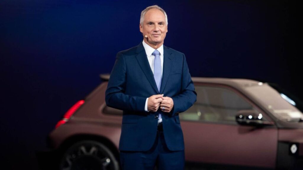 Fabrice Cambolive lors de la conférence du Mondial de Paris 2026 // Source : Renault Group Fabrice Cambolive lors de la conférence du Mondial de Paris 2026 // Source : Renault Group