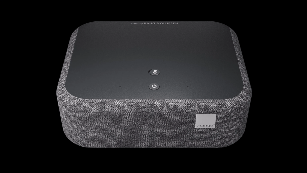 Le Décodeur Home Cinema rappelle le style de la Livebox 7. Le Décodeur Home Cinema rappelle le style de la Livebox 7.