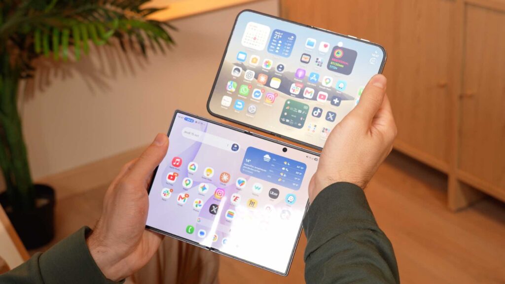 iPhone vs Samsung iPhone vs Samsung