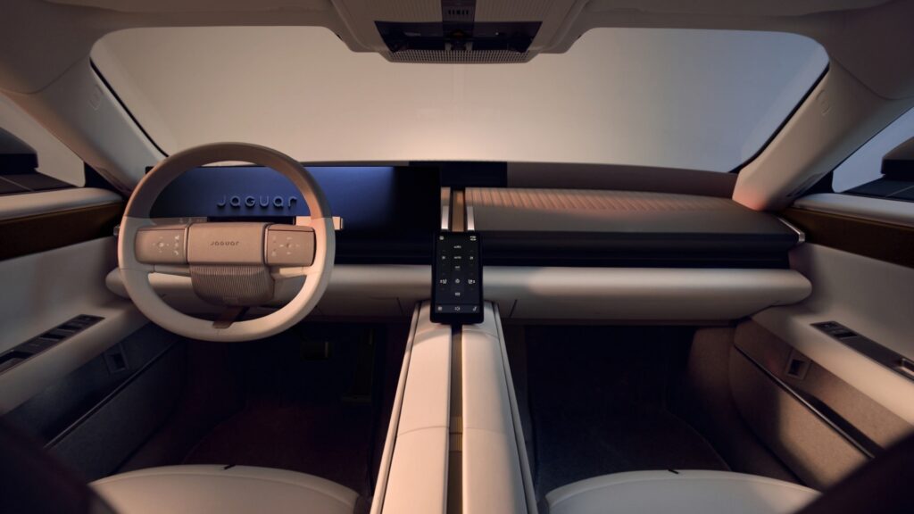 La Jaguar Type 01. // Source : Jaguar La Jaguar Type 01. // Source : Jaguar