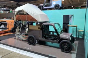 Kilow et son quadricycle La Bagnole au Mondial de l'Auto 2026. // Source : Robin San Vicente pour Numerama Kilow et son quadricycle La Bagnole au Mondial de l'Auto 2026. // Source : Robin San Vicente pour Numerama