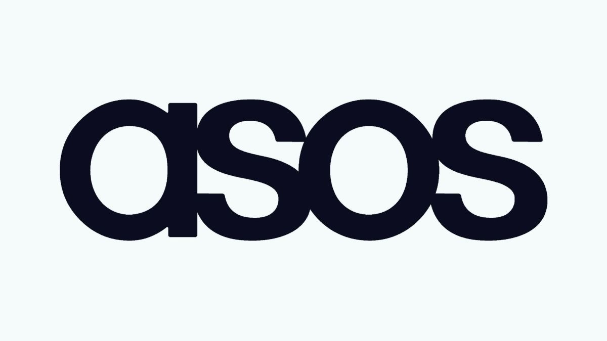 Logo de ASOS. // Source : Wikimedia/ASOS ; montage Numerama Logo de ASOS. // Source : Wikimedia/ASOS ; montage Numerama