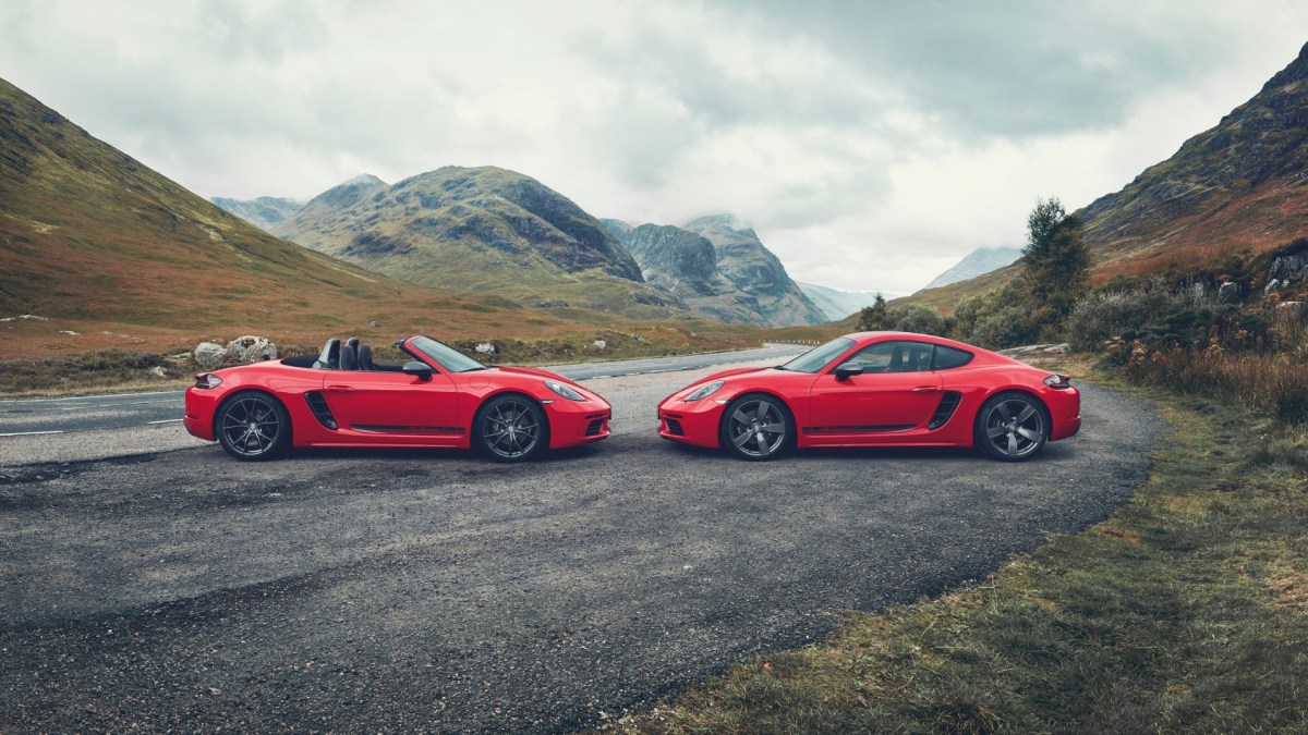 Les Porsche 718 Boxster et 718 Cayman en version GTS. // Source : Porsche Les Porsche 718 Boxster et 718 Cayman en version GTS. // Source : Porsche