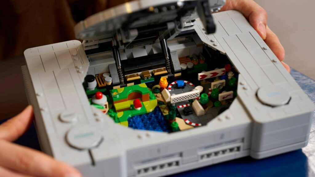 PS1 Lego Ape Escape // Source : Lego
