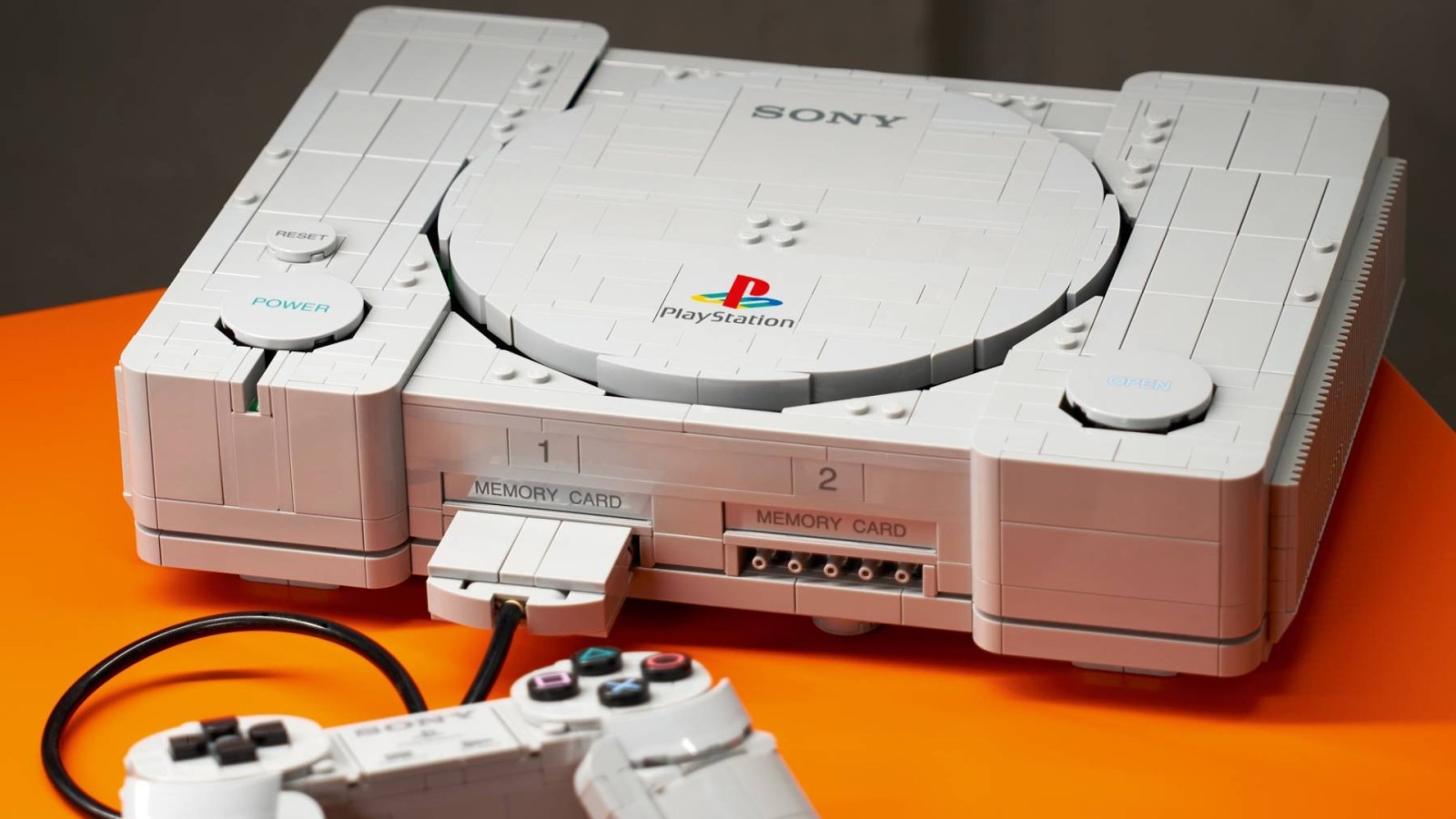 La PlayStation 1 est de retour en Lego : voici où la précommander (avec un cadeau offert)