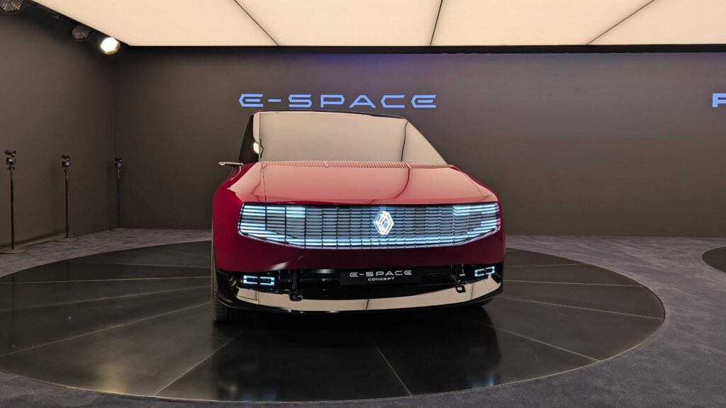 Renault E-Space Concept // Source : Numerama Renault E-Space Concept // Source : Numerama