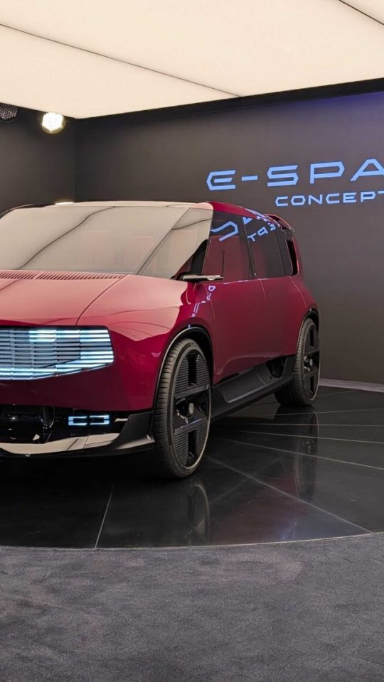 Renault E-Space Concept  // Source : Numerama