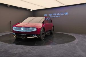 Renault E-Space Concept  // Source : Numerama