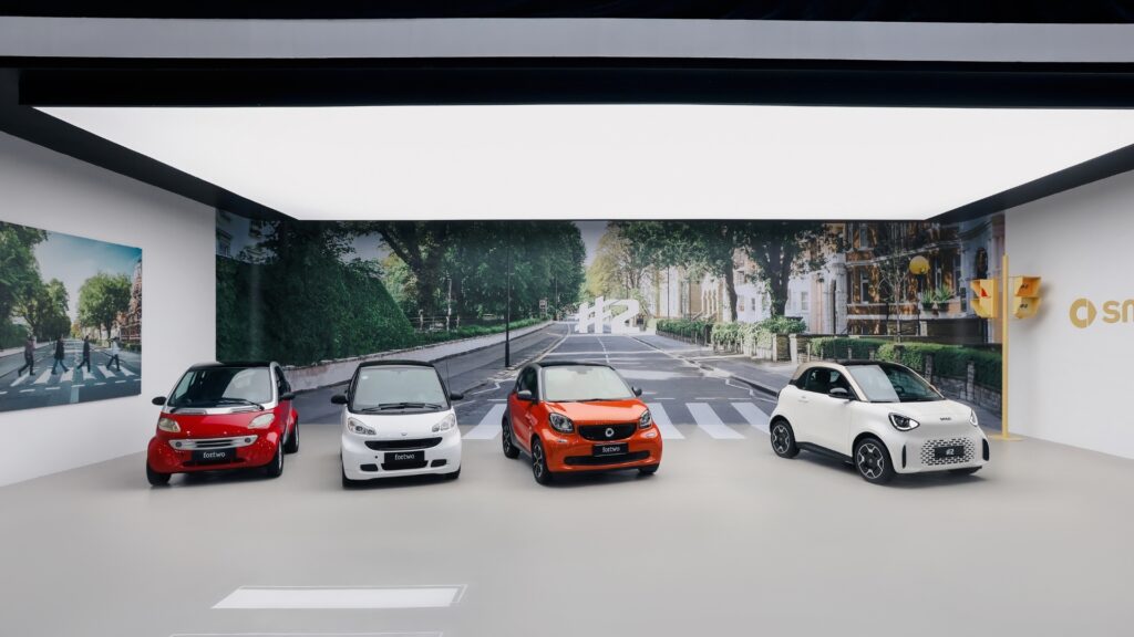 Les quatre générations de la citadine de smart. // Source : smart Les quatre générations de la citadine de smart. // Source : smart