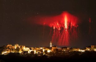 Les « sprites » immortalisés depuis la Corse. // Source : Via Facebook Florian Riou Photographe