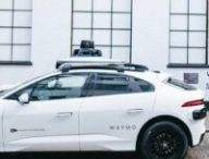 Un taxi autonome Waymo à Londres. // Source : Waymo via X Un taxi autonome Waymo à Londres. // Source : Waymo via X