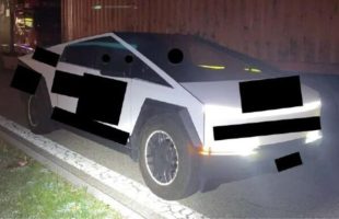 La police routière allemande a intercepté un Tesla Cybertruck. // Source : Police de Hohenbrunn via Merkur