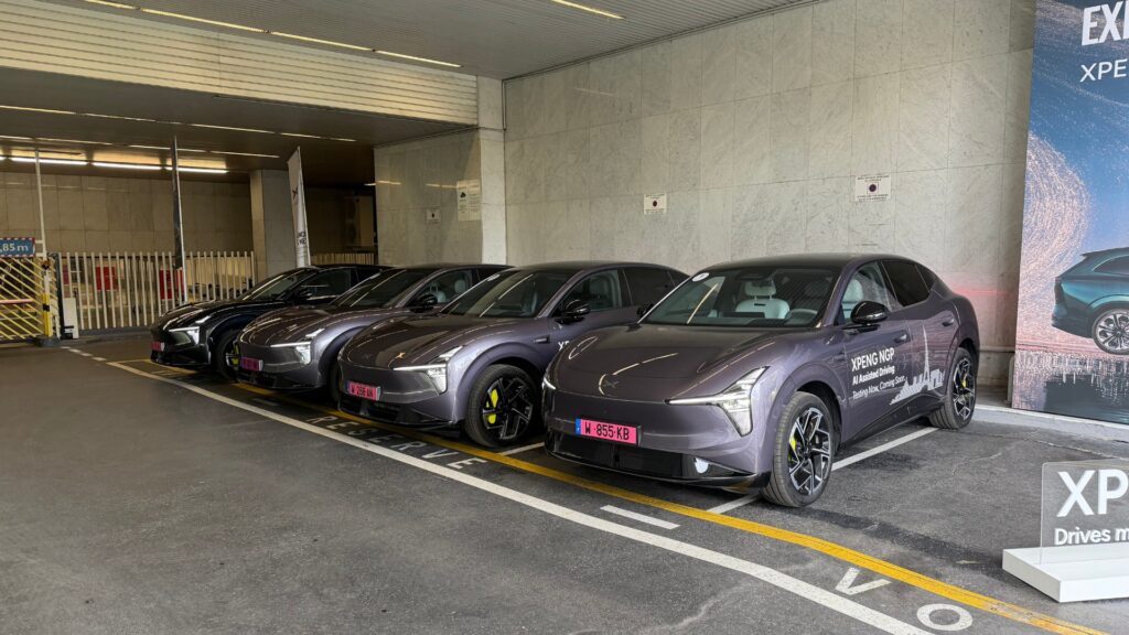 On a testé la conduite autonome NGP de XPeng dans Paris. // Source : Robin San Vicente pour Numerama (Capture d'écran)